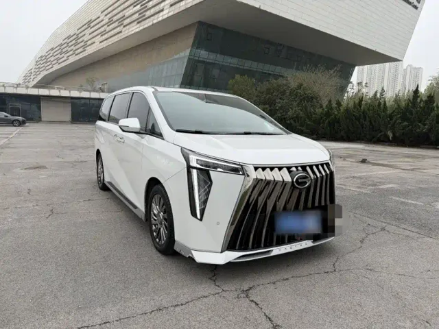 GAC Trumpchi M8 — Фото автомобиля 7