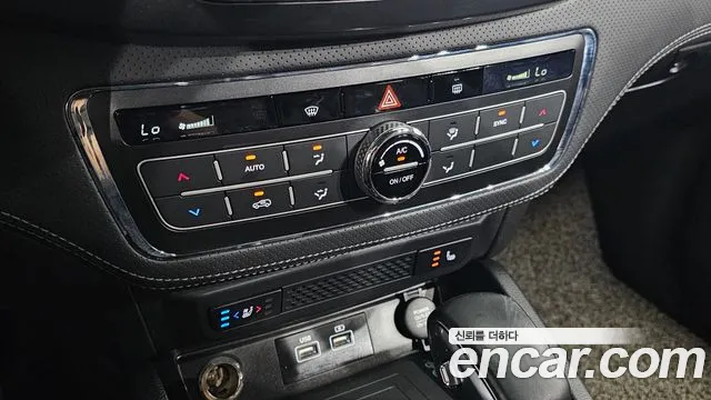 KG_Mobility_Ssangyong Rexton Новый Rexton Sport Khan Дизель 2.2 4WD — Фото автомобиля 26