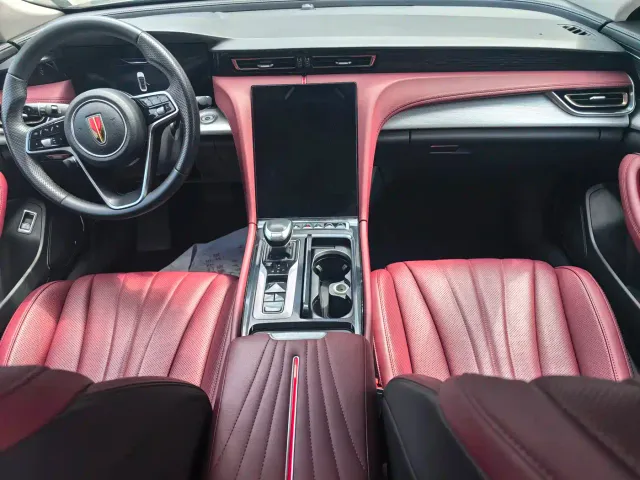 Hongqi H5 — Фото автомобиля 7