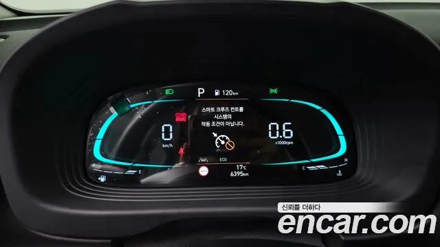 Hyundai Venue — Фото автомобиля 11