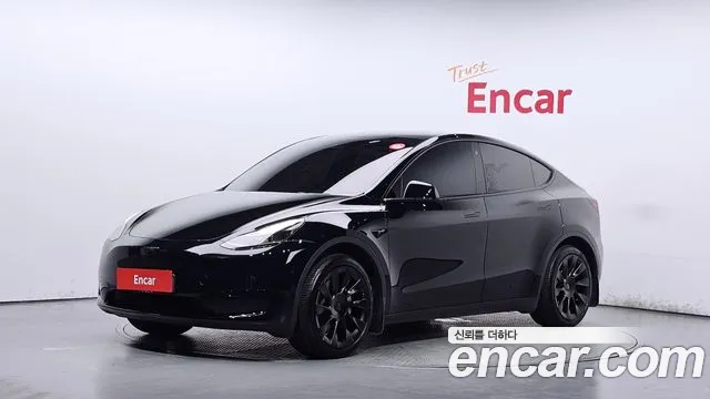 Фотография автомобиля — Tesla Model Y
