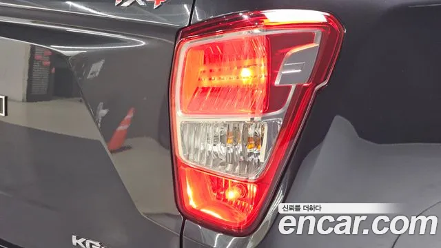 KG_Mobility_Ssangyong Rexton Новый Rexton Sport Khan Дизель 2.2 4WD — Фото автомобиля 23