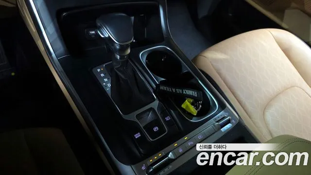 Kia Canival Carnival 4 поколение Бензин 9 мест Prestige — Фото автомобиля 9