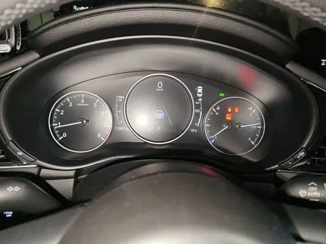 Mazda Axela — Фото автомобиля 4