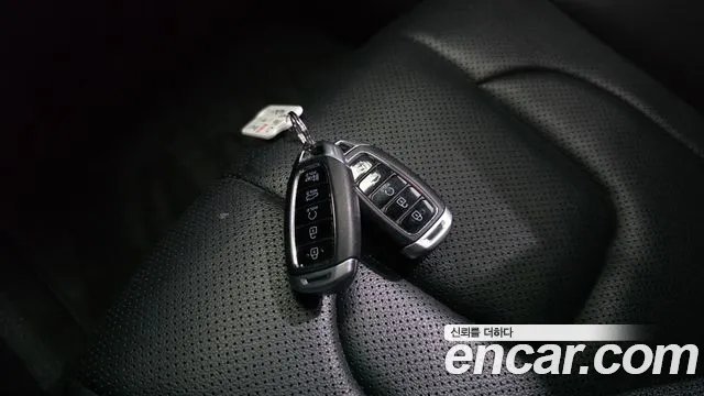 Hyundai AVANTE Avante (CN7) — Фото автомобиля 16