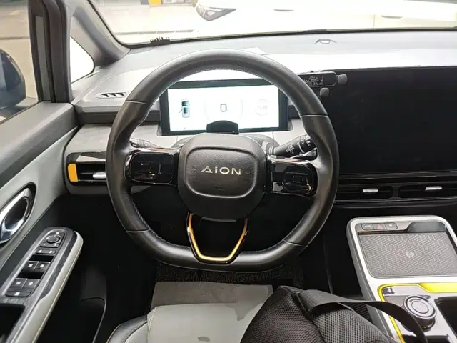 GAC Aion Y — Фото автомобиля 10