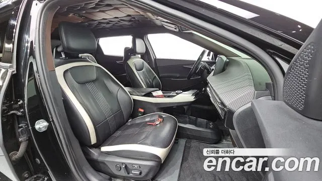 Kia EV6 — Фото автомобиля 16