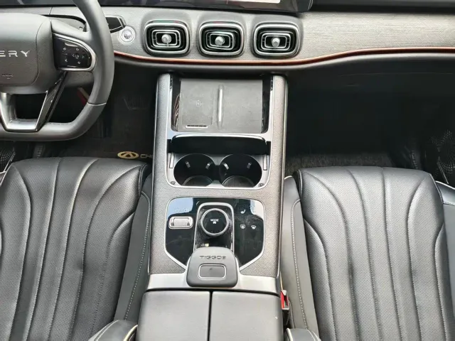 Chery Tiggo 9 — Фото автомобиля 6