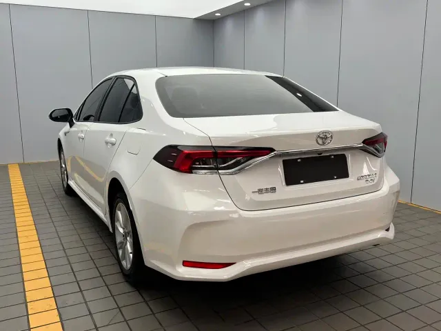 Toyota Corolla — Фото автомобиля 4