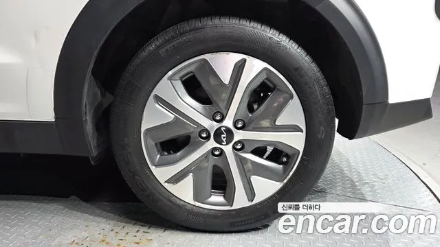Kia Niro Niro Plus Earth — Фото автомобиля 21