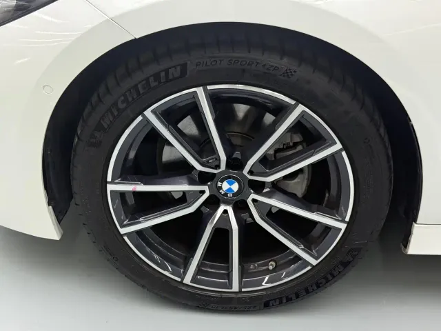 BMW 3 Series — Фото автомобиля 28