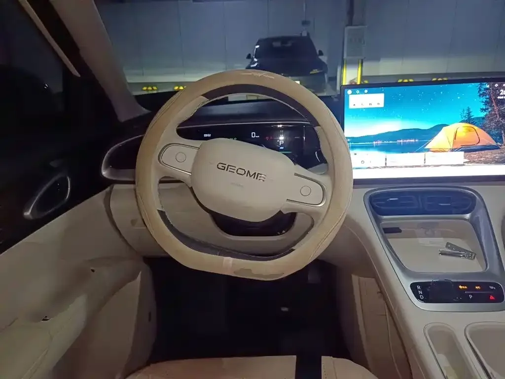 Geely Galaxy Starry Wish 2025 310km Dream Edition — Фото автомобиля 6