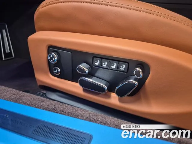 Bentley Continental — Фото автомобиля 15