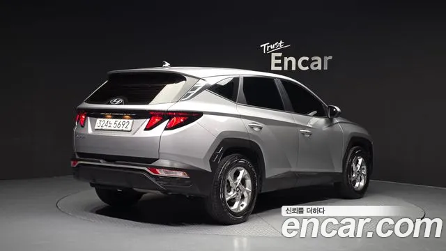 Hyundai Tucson Tucson (NX4) Дизель 2.0 2WD — Фото автомобиля 2
