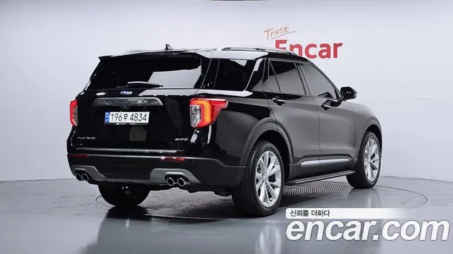 Ford Explorer Generation 6 — Фото автомобиля 2