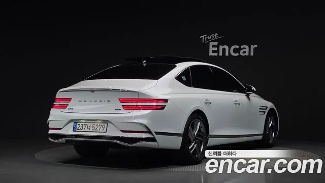 Genesis G80 RG3 — Фото автомобиля 2