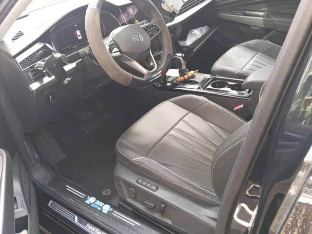 Volkswagen Passat — Фото автомобиля 9