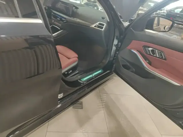 BMW 3 Series — Фото автомобиля 8