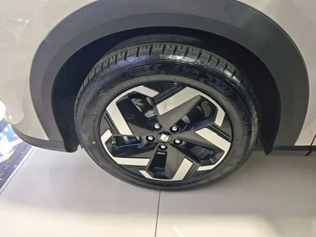 Baojun Yunhai — Фото автомобиля 22