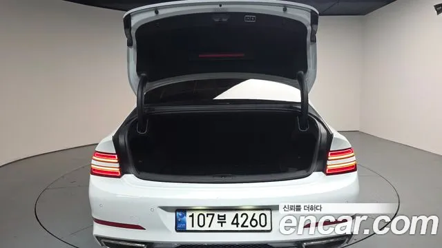 Genesis G80 Бензин 3.5 турбо AWD — Фото автомобиля 15