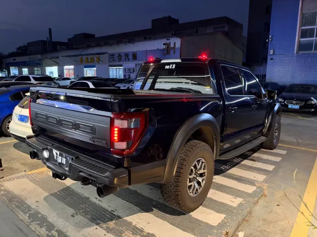 Ford F-150 Raptor — Фото автомобиля 4