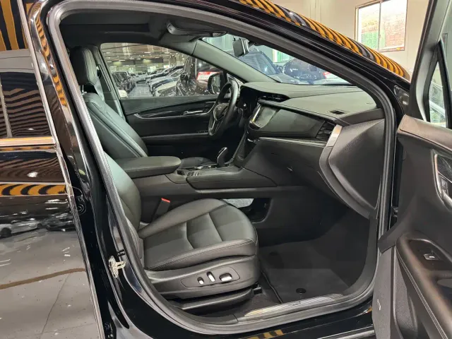 Cadillac XT5 — Фото автомобиля 22