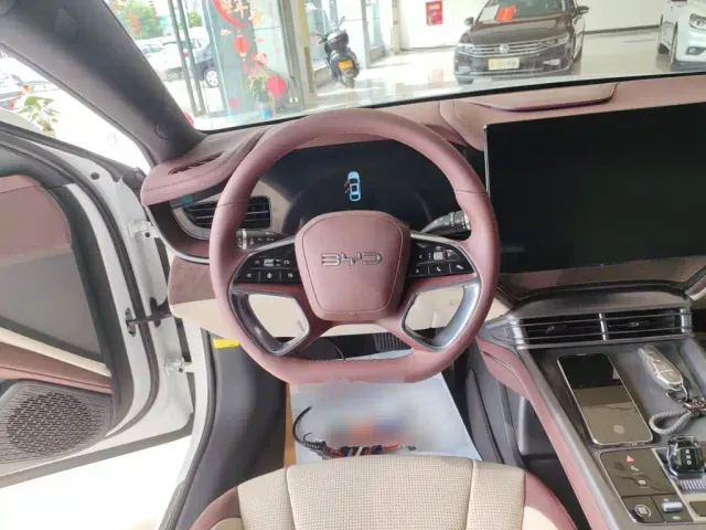 BYD Seal — Фото автомобиля 10