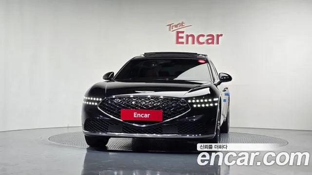 Genesis G90 Бензин 3.5 турбо AWD — Фото автомобиля 3