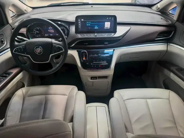 Buick GL8 — Фото автомобиля 7