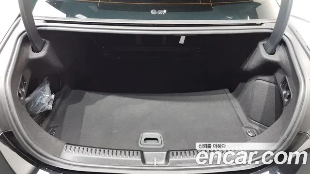Mercedes-Benz E-Class W214 — Фото автомобиля 27