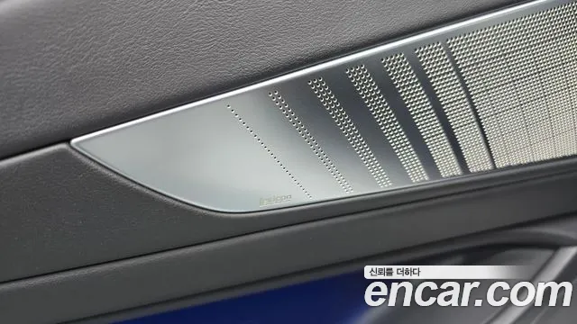 Genesis G80 Бензин 2.5 турбо AWD — Фото автомобиля 29