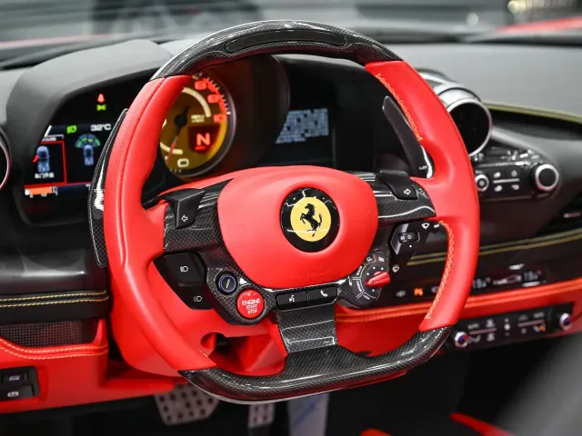Ferrari F8 — Фото автомобиля 11