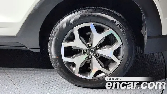 KG_Mobility_Ssangyong Torres Torres Бензин 1.5 2WD — Фото автомобиля 5