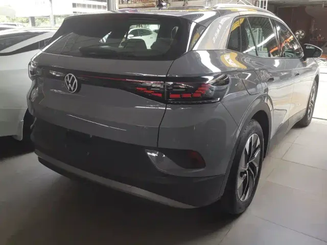 Volkswagen ID.4 Crozz — Фото автомобиля 3