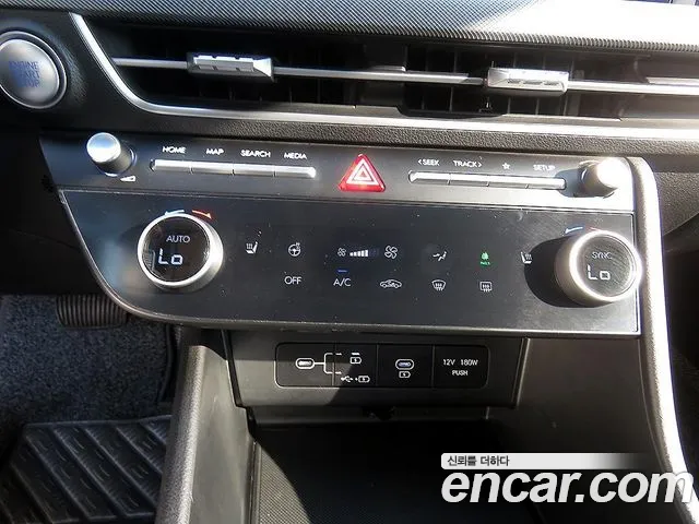 Hyundai Sonata — Фото автомобиля 12