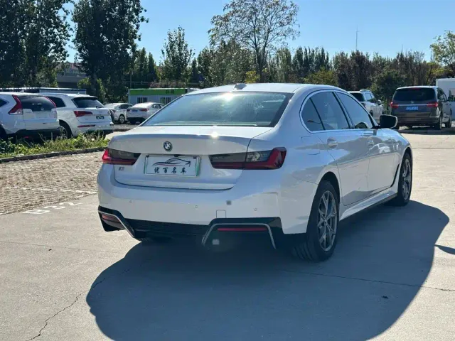 BMW i3 — Фото автомобиля 6