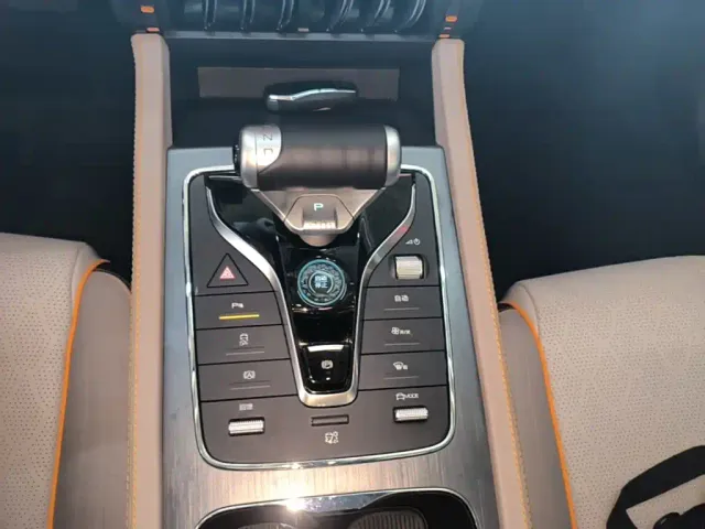 BYD Yuan PLUS — Фото автомобиля 13