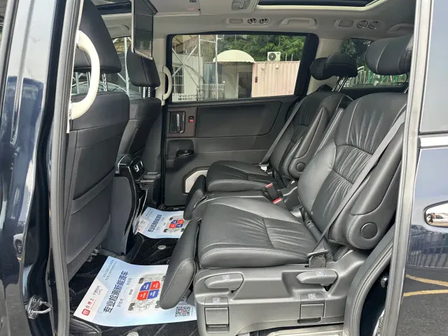 Honda Odyssey — Фото автомобиля 8