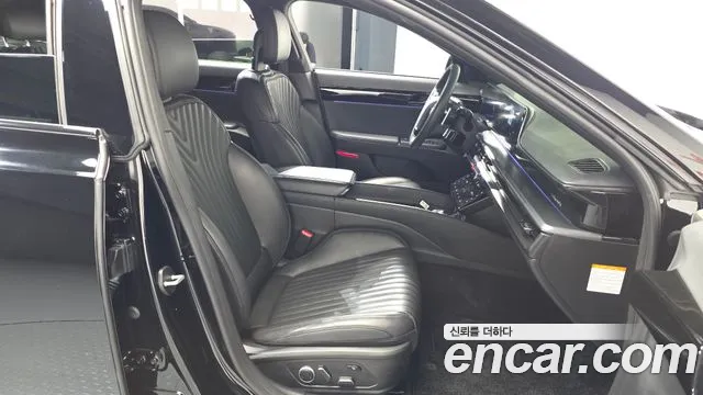 Hyundai Grandeur GN7 — Фото автомобиля 16