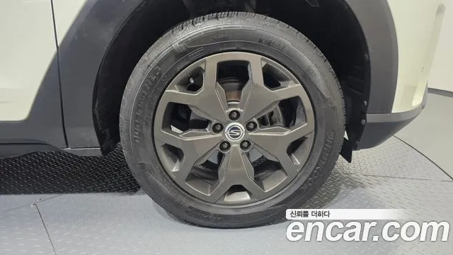 KG_Mobility_Ssangyong Torres Torres Бензин 1.5 2WD — Фото автомобиля 21
