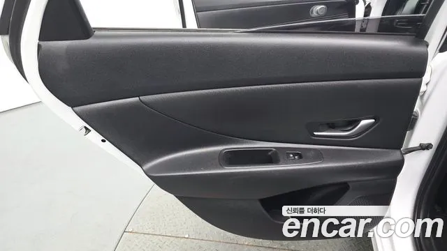 Hyundai AVANTE Avante (CN7) — Фото автомобиля 25