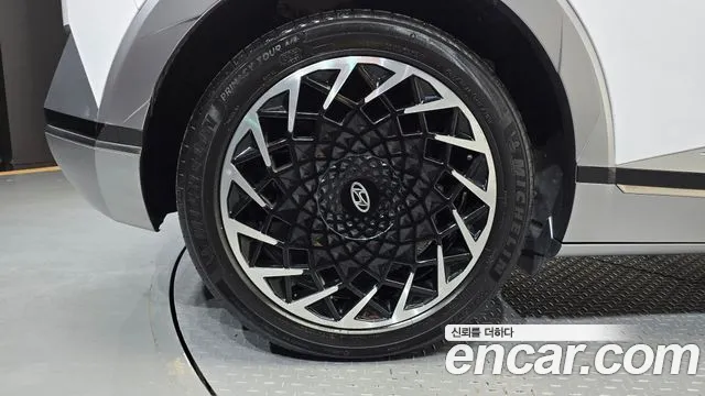 Hyundai Ioniq 5 — Фото автомобиля 5
