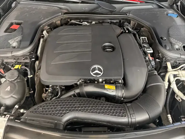 Mercedes-Benz E-Class — Фото автомобиля 14