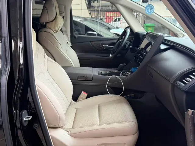 Toyota Vellfire — Фото автомобиля 5