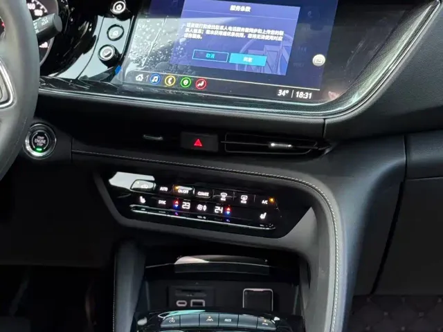 Buick Envision S — Фото автомобиля 10