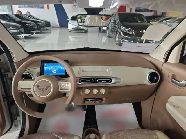 Wuling Hongguang Mini EV — Фото автомобиля 17