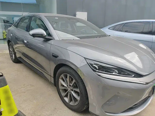 BYD Qin L — Фото автомобиля 3