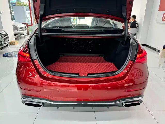 Mercedes-Benz C-Class — Фото автомобиля 16