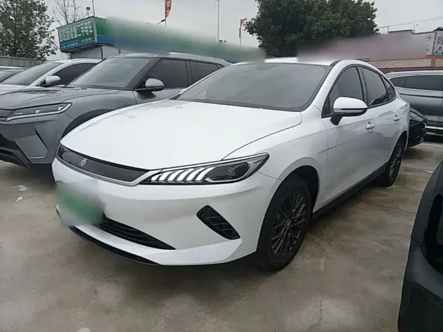 Фотография автомобиля — BYD Qin PLUS