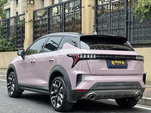 Lynk & Co 06 — Фото автомобиля 22